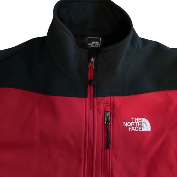 The North Face Men’s Red and Black Soft Shell Jacket - size S - Picture 3 of 8